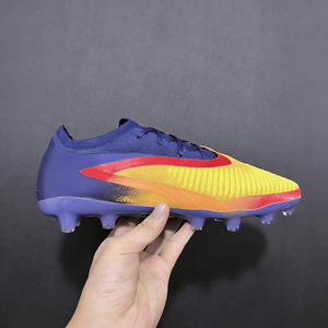 Nouvelles Chaussures de Football Phantom GX 2 Elite FG pour Hommes, Crampons de Football et Chaussures de Sport de Haute Qualité en Gros - Product Image 4