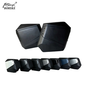 Set di 2 Bauletti Laterali per Moto in PP, Impermeabili, Antiurto, con Sgancio Rapido, per Trasporto Bagagli - Product Image 5