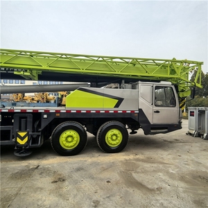 Grúa Móvil Hidráulica Usada Zoomlion ZTC500 de 60 Toneladas con Altura de Elevación de 42M, Motor y Rodamientos en Venta - Product Image 3