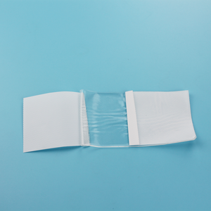 Pansement à usage médical hypoallergénique et respectueux de la peau - Product Image 5
