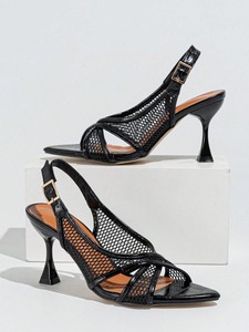 Sandales à talons aiguilles à bout pointu pour femmes, dessus en mesh, talon laqué, design noir élégant et tendance - Product Image 4