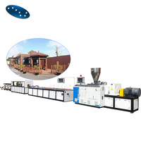 Máquina de Extrusión para Fabricación de Perfiles de Postes de Cercas y Tarimas de WPC (Compuesto de Madera y Plástico)