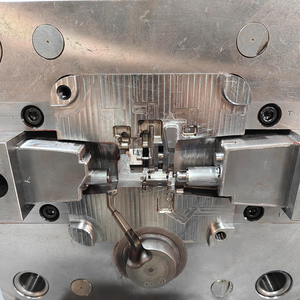 Stampo Personalizzato in Alluminio e Zinco per Copertura Lampada Cameretta Bambini, Lavorazione di Precisione con Analisi <span class=keywords><strong>DFM</strong></span> e Flow Analysis - Product Image 2