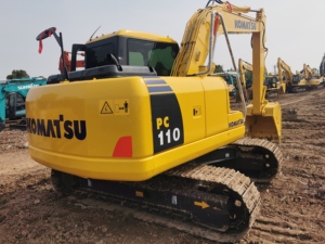 Mini pelleteuse d'occasion 11 tonnes KOMATSU PC110 Komatsu PC 35 40 55 56 70 78 110 Petite pelleteuse - Product Image 2