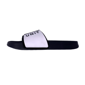 Cómodas <span class=keywords><strong>sandalias</strong></span> deslizantes de suela gruesa superior con parche de goma de PVC personalizado para hombres y mujeres - Product Image 4