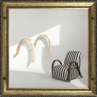 Fauteuil individuel moderne en tissu avec structure en contreplaqué d'eucalyptus pour salon, chambre et hôtel