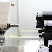 Centre de tournage CNC à lit plat de type gang YH204 pour machines industrielles, tournage d'alliages métalliques