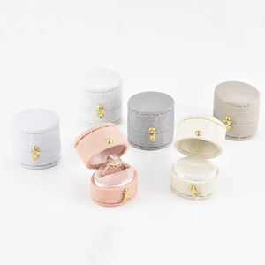 TAIMY Mini boîte à bagues en lin Style minimaliste européen boîte à bijoux personnalisée haut de gamme de couleur unie ovale petite boîte à bagues - Product Image 1