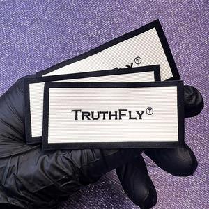 Tùy Chỉnh Logo Riêng May Mặc Vải Nhãn 100% Cotton Hữu Cơ Mật Độ Cao Chất Lượng Mềm Quần Áo Dệt Tag Quần Áo Dệt Nhãn - Product Image 4