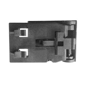 Pestillo de liberación del capó Dodge Ram 68085761AA, pieza de repuesto de plástico negro para modelos 2011-2019 - Product Image 2