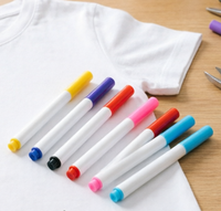 Ensemble de marqueurs textiles lavables à pointe de 2 mm pour vêtements, t-shirts, baskets, sacs et peinture sur tissu, marqueurs textiles permanents, 12 couleurs