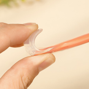 Cuillère manuelle en silicone de qualité alimentaire à double extrémité pour bébé, pour gratter la <span class=keywords><strong>boue</strong></span>, la purée de fruits, les aliments complémentaires - Product Image 4