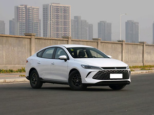 Disponibile a Dubai: Nuova BYD Qin PLUS DM 2025 - Modello DM-i di punta con guida intelligente, auto ibrida plug-in a nuova energia, autonomia 1600 km - Product Image 2
