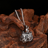 Pendentif populaire en os de poisson Tigre/Dragon, bijoux vintage en acier inoxydable argenté, collier pendentif animal pour homme