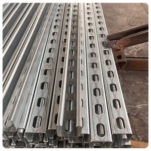 Шлицевая оцинкованная стальная стойка с отверстием - Product Image 1