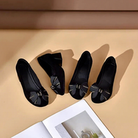Chaussures Mary Jane élégantes et luxueuses pour femmes, bout rond, détail nœud, fermeture auto-agrippante, plates, confortables, tendance mode, été, couleur unie