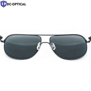 <span class=keywords><strong>Gafas</strong></span> <span class=keywords><strong>de</strong></span> <span class=keywords><strong>sol</strong></span> polarizadas cuadradas <span class=keywords><strong>de</strong></span> moda <span class=keywords><strong>de</strong></span> gran tamaño <span class=keywords><strong>de</strong></span> Metal para hombres, personalizadas, 2025, populares, para mujeres y hombres, montura <span class=keywords><strong>de</strong></span> <span class=keywords><strong>gafas</strong></span> <span class=keywords><strong>de</strong></span> <span class=keywords><strong>sol</strong></span> polarizadas <span class=keywords><strong>de</strong></span> metal - Product Image 6