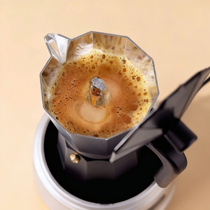 Cafetera Moka Negra de Alta Calidad para Estufa, Multicapacidad, con Asa Resistente al Calor para Hogar y Cafetería - Product Image 6