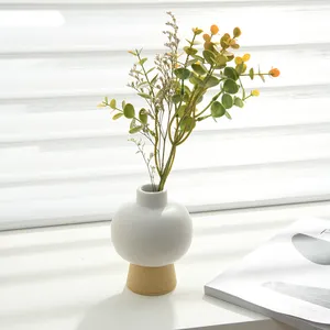 Aspirare 2024 nuovo Design stile nordico vasi di fiori in ceramica di alta qualità decorazione per la casa bianca decorazione per la tavola di nozze