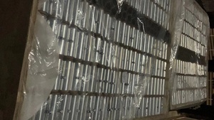 Cachimba cuadrada redonda profesional con agujeros de papel de aluminio a la venta - Product Image 5