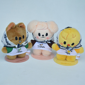 Peluche magnétique de 13 cm, personnage de dessin animé Stray Kids SKZOO, figurine d'idole, Felix, jouet en peluche doux, avec foulard, cadeau - Product Image 2