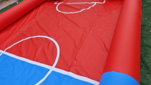 Campo <span class=keywords><strong>de</strong></span> Fútbol Inflable <span class=keywords><strong>de</strong></span> PVC <span class=keywords><strong>de</strong></span> Alta Capacidad Personalizado, Garantía <span class=keywords><strong>de</strong></span> 3 Años para Parques <span class=keywords><strong>de</strong></span> Diversiones Comerciales al Aire Libre, Fácil Instalación - Product Image 2