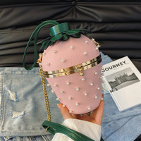 2024 nouvelle usine directe Mini mignon perle PU sac femmes sac à bandoulière sac à main fraise seau sac