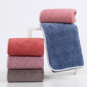 Toalla de Terciopelo Coral Ouhua, Gruesa, Absorbente de Agua y Que No Suelta Pelusas, Toallas para la Cara y las Manos - Product Image 2