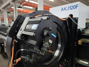 เครื่องตัดท่อด้วยเลเซอร์ CNC แบบอัตโนมัติ6เมตรเครื่องตัดท่อเจาะรูกลมโค้งรูปตัววีเป็นรูหยัก - Product Image 4