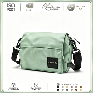 Petite pochette bandoulière 1,3 L en tissu résistant à l'eau pour les trajets quotidiens et les voyages avec poche <span class=keywords><strong>anti</strong></span>-<span class=keywords><strong>NFC</strong></span>, porte-clés et logo personnalisé - Product Image 1