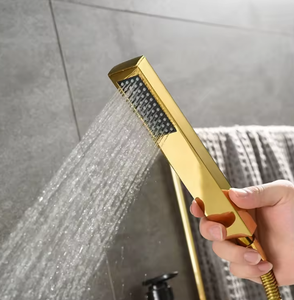 Grifo de ducha de baño de lujo de alta calidad de nuevo diseño, grifo de bañera de <span class=keywords><strong>cascada</strong></span> montado en la pared, grifo de latón de cerámica de un solo Mango para uso en <span class=keywords><strong>Hotel</strong></span> - Product Image 4