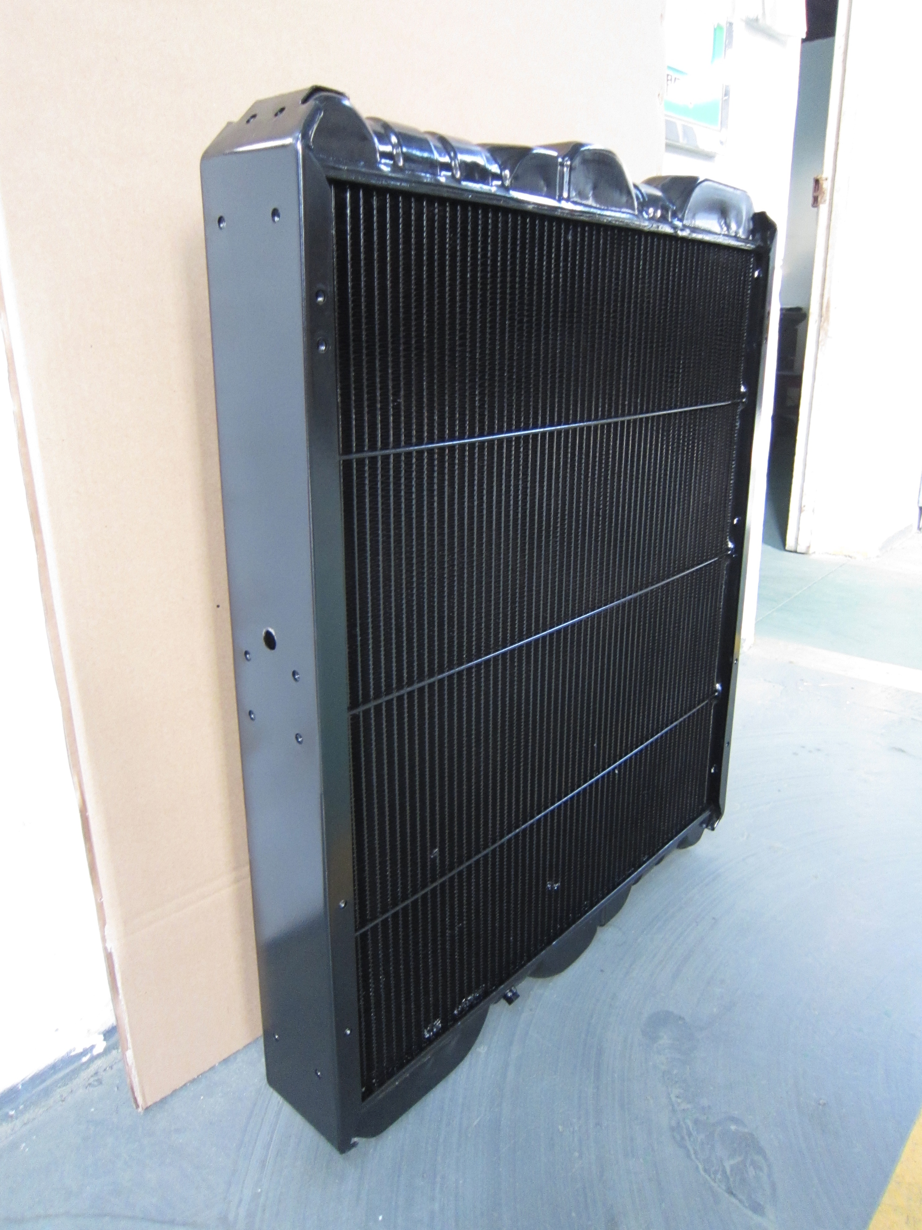 修羅 Golden Sun Radiator 21400-03Z79 for Nissan UD380 - 1 Year