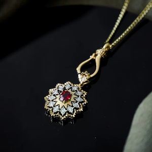Pendentif vintage de luxe en or jaune et blanc 18 carats avec pendentif en diamant naturel <span class=keywords><strong>rubis</strong></span> de sang de pigeon naturel pour femmes - Product Image 2