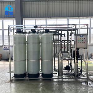 Machine à <span class=keywords><strong>eau</strong></span> en sachet 2000 LPH OEM 8040, installation de filtration d'<span class=keywords><strong>eau</strong></span> par osmose inverse, boîtier de membrane FRP, machine à <span class=keywords><strong>eau</strong></span> pure - Product Image 1
