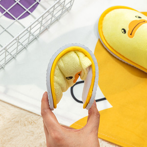Chaussons jetables haut de gamme pour enfants, qualité hôtelière, antidérapants, à semelle épaisse, en coton et lin, motif dessin animé - Product Image 3