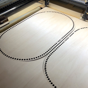 Échantillons gratuits personnalisés découpés au laser 40*70cm lit de bébé Bases en bois au crochet Bases ovales en contreplaqué Bases au crochet en bois pour berceau - Product Image 5
