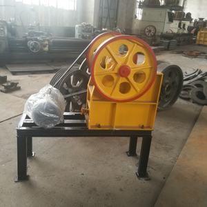 Venta Caliente de Exportación: Trituradora de Piedra Combinada Móvil de 30-40t/h de Capacidad con Trituradora de Mandíbulas Diésel, Trituradora de Impacto y Criba Vibratoria - Product Image 4