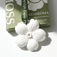 Diffuseur d'huiles essentielles en céramique parfumée pour armoire suspendue, voiture, placard, parfum d'intérieur, fleur en porcelaine, désodorisant en plâtre aromatique