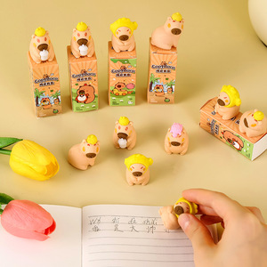 Gomme à effacer CapyBara en forme de capybara de dessin animé, cadeau pour étudiant, pour usage scolaire - Product Image 1
