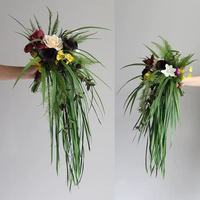 Bouquet de fleurs artificielles fait main, cascade forestière, pour studio photo, extérieur, poisson d'avril, photographie de remise de diplôme