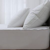 Couleur blanche bambou Polyester imperméable Jersey éponge drap-housse ensemble de literie housse de protection de matelas