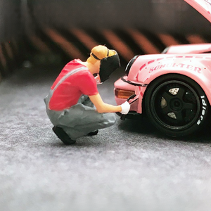 Figurine miniature 1:64 : Motocycliste, pilote de course et <span class=keywords><strong>réparateur</strong></span> en salopette - Product Image 4