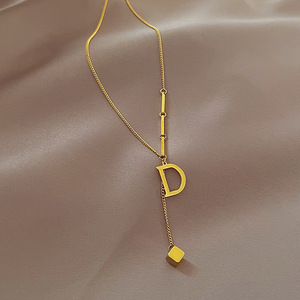 Jiojew personalizar joyería de moda de alta calidad hecha <span class=keywords><strong>en</strong></span> China al por mayor fino árabe Acero inoxidable D <span class=keywords><strong>letras</strong></span> Collar chapado <span class=keywords><strong>en</strong></span> oro - Product Image 6