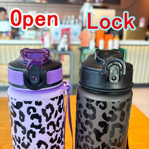 Leopard Print Sports Water Bottle 1L Reusable Plastic Duckbill Cup Outdoor Large Capacity Straw Cup - Product Image 3
