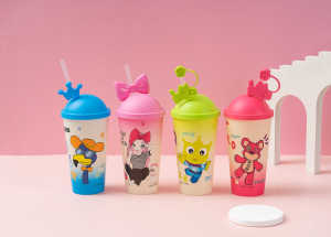 Gobelet d'apprentissage en PP sans BPA, réutilisable, motif dessin animé mignon, pour enfants et tout-petits, compatible lave-vaisselle, adapté au camping et à l'eau bouillante - Product Image 2