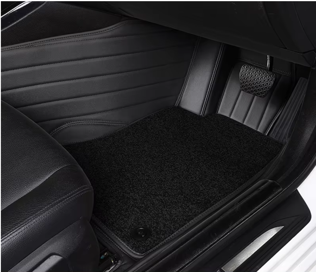 Siège conducteur simple en flanelle double épaisseur.