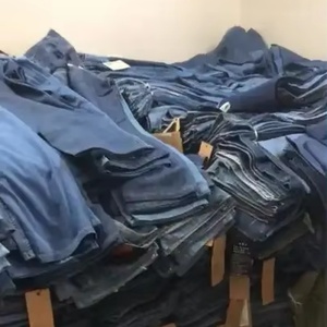 Pantalones Vaqueros de Marca para Hombre y Niño, Excedentes de Inventario a Precio Super Bajo, Jeans Ajustados y Rectos - Product Image 1