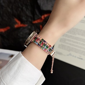 Bracelet de montre en métal de luxe avec strass et chaîne pour Apple Watch 38 40 41 42 44 45 49mm <span class=keywords><strong>Huawei</strong></span> <span class=keywords><strong>Mi</strong></span> Femmes - Product Image 2