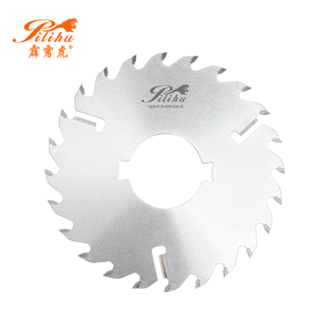 <span class=keywords><strong>Lame</strong></span> de scie à refendre PILIHU en alliage dur 160*1.9*50*24T+3T, scie à refendre pour le travail du bois avec trois grattoirs - Product Image 2