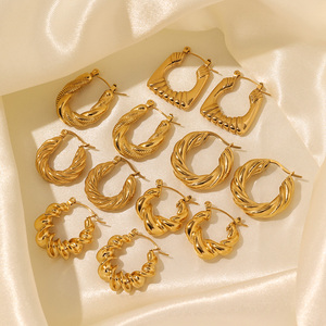 Chất Lượng Cao Không Thấm Nước Xoắn Stud Bông Tai Không Làm xỉn Rắn Thép Không Gỉ Mạ Vàng Lớn Chunky Hoop Bông Tai Cho Cô Gái - Product Image 1